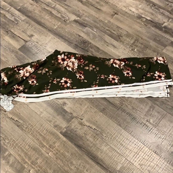 Flower pants wide leg size 2x NWT - Picture 4 of 4